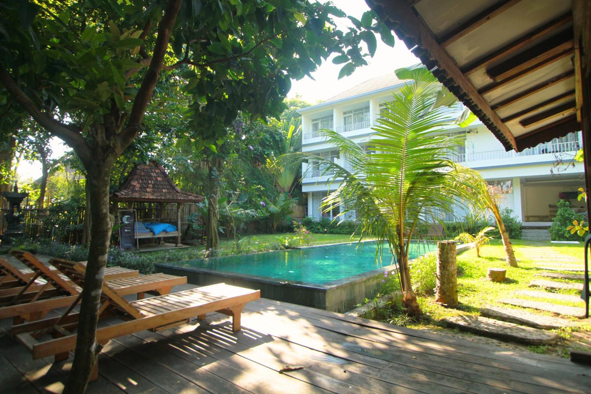Mahamustika Riverside Canggu Exterior foto